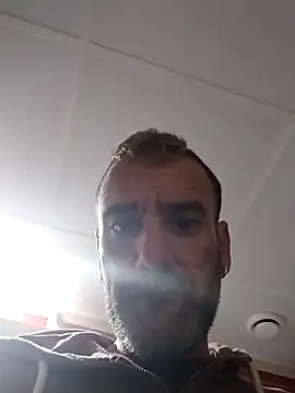 Snapshot of raulacab chatting on April 2026 11:35:02 PM raulacab online show from April 2026 11:35:02 PM