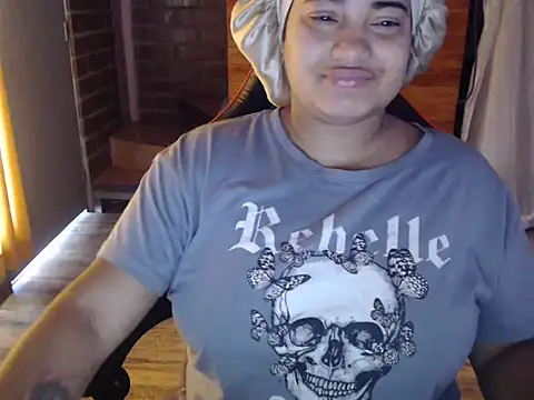 Hilarybunnyy online show from March 2026 03:38:01 PM