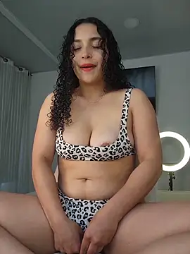 Lucy Marin online show from March 2026 01:00:01 PM