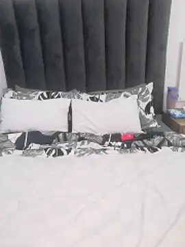 CuteHoney92 online show from March 2026 03:06:02 AM