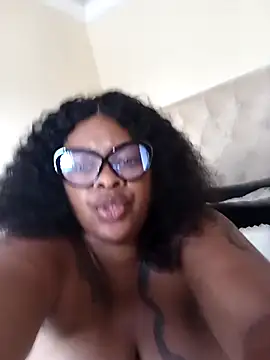 CuteHoney92 online show from April 2026 12:11:02 PM