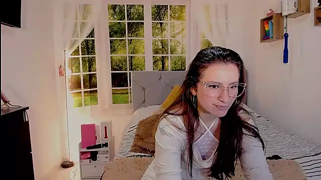 Snapshot of vanessabrown_ chatting on June 2026 04:37:02 PM vanessabrown online show from June 2026 04:37:02 PM