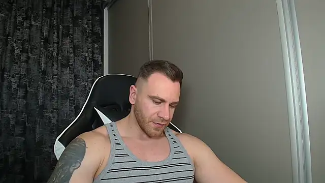 Thori92 online show from April 2026 05:18:01 PM