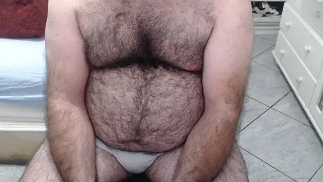 Snapshot of MysterBearMG chatting on July 2026 02:05:17 AM MysterBearMG online show from July 2026 02:05:17 AM