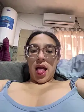 Ninnfa online show from March 2026 12:01:01 PM