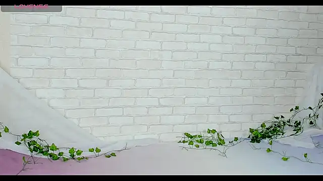 LinaKenny online show from March 2026 06:31:01 PM