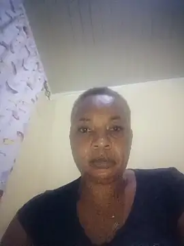 Candylious87 online show from April 2026 08:13:02 PM