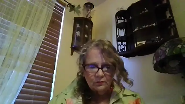 Snapshot of DestineeLoverGirl chatting on December 2025 04:12:02 PM DestineeLoverGirl online show from December 2025 04:12:02 PM