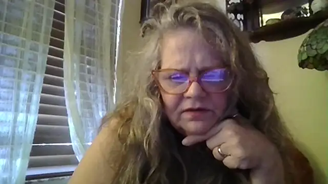 Snapshot of DestineeLoverGirl chatting on March 2026 01:16:02 PM DestineeLoverGirl online show from March 2026 01:16:02 PM