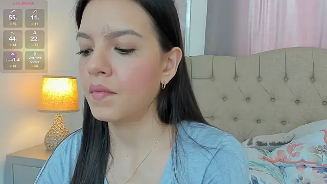 Snapshot of Beautyari_ chatting on April 2026 12:36:01 PM Beautyari online show from April 2026 12:36:01 PM