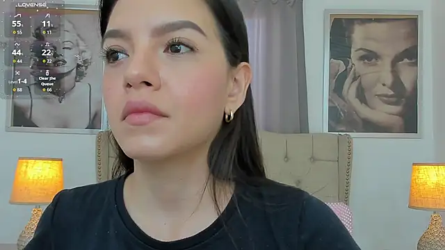 Snapshot of Beautyari_ chatting on May 2026 12:33:02 PM Beautyari online show from May 2026 12:33:02 PM