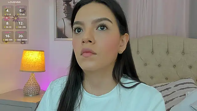 Snapshot of Beautyari_ chatting on June 2026 01:00:02 PM Beautyari online show from June 2026 01:00:02 PM