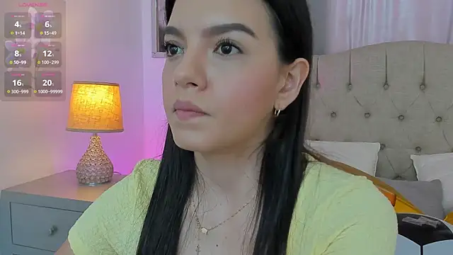 Snapshot of Beautyari_ chatting on July 2026 12:42:02 PM Beautyari online show from July 2026 12:42:02 PM