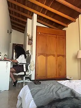 Snapshot of GabriSaenz chatting on January 2026 02:42:02 PM GabriSaenz online show from January 2026 02:42:02 PM