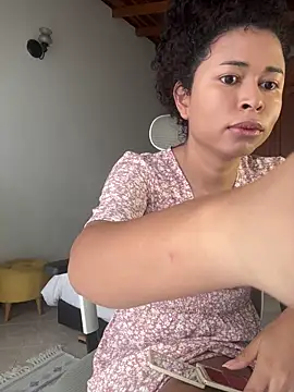 GabriSaenz online show from April 2026 01:44:02 PM