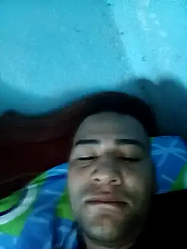 EISONREINA11 online show from November 2025 01:10:02 PM