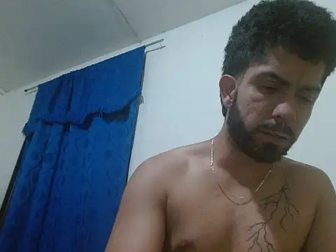 Snapshot of curvsex chatting on March 2026 12:00:01 PM curvsex online show from March 2026 12:00:01 PM