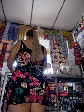 sammyqueenx21 online show from April 2026 01:30:01 PM