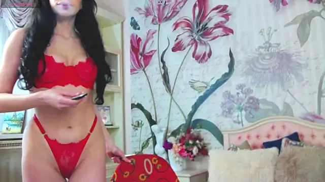 AliciaBow online show from April 2026 01:49:01 PM