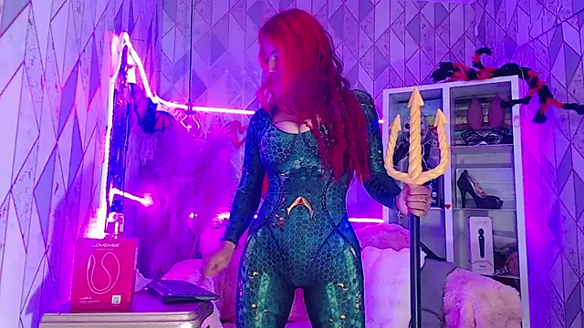 AsheyBaker online show from October 2025 10:16:02 AM