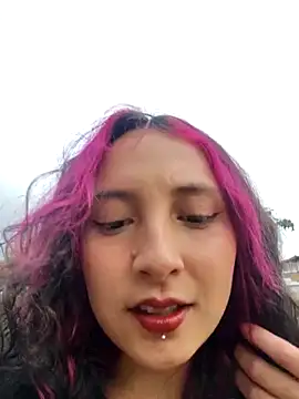  Laary online show from September 2025 09:48:02 PM