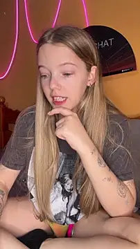 -veranito- online show from April 2026 03:09:02 AM