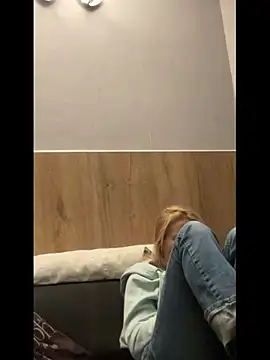 AnnualSunrise online show from November 2025 07:26:01 PM