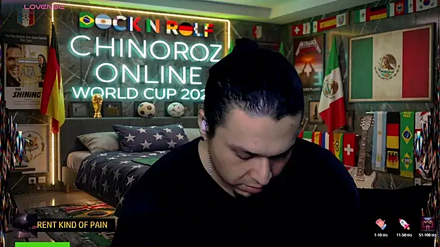 Snapshot of chino_roz chatting on June 2026 01:11:02 AM chino roz online show from June 2026 01:11:02 AM