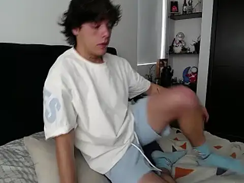 Santiago kiler online show from February 2025 04:53:02 PM