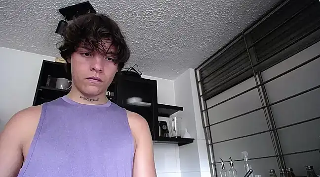 Santiago kiler online show from March 2025 06:23:02 PM