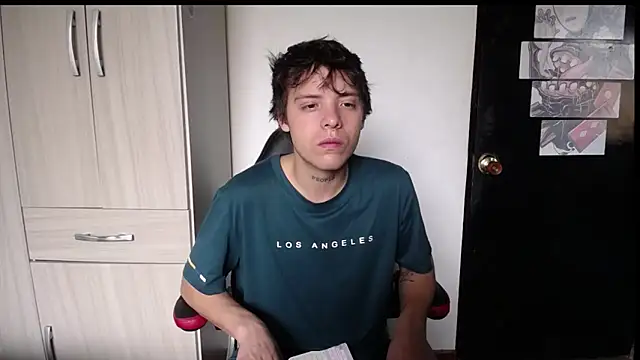 Santiago kiler online show from December 2025 03:53:01 PM