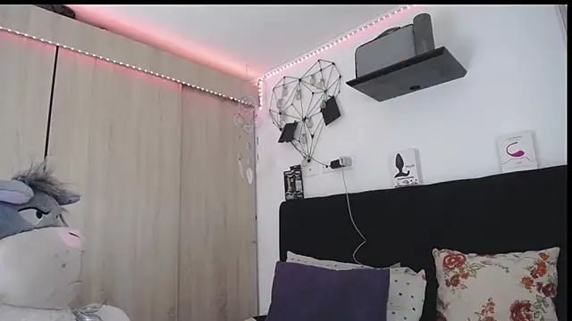 Santiago kiler online show from March 2026 12:55:01 PM