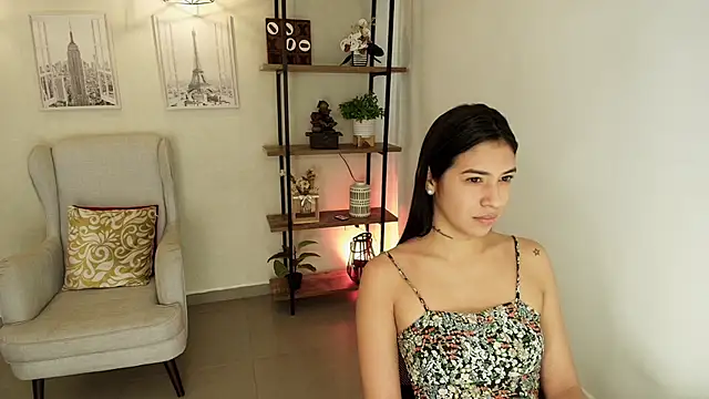 Sassy--Girl online show from June 2026 07:05:01 PM