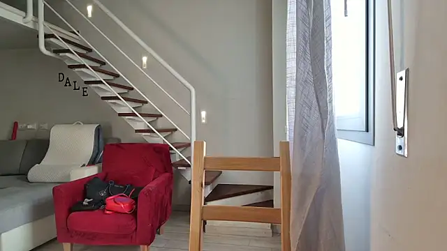 Snapshot of Daleliana chatting on March 2025 10:07:02 AM Daleliana online show from March 2025 10:07:02 AM