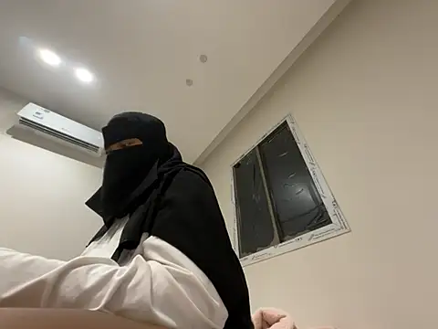 Submissive Arab online show from April 2026 07:44:01 PM