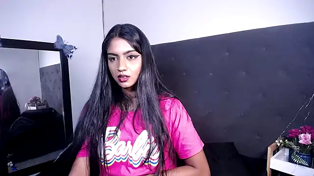 Delilah Blazee online show from March 2026 05:18:01 AM