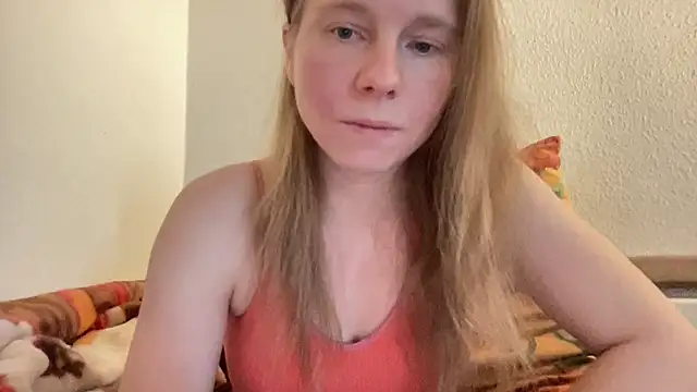 SweetLucy96 online show from March 2025 10:39:02 AM