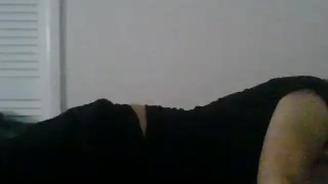 XjjripppX online show from April 2026 05:37:01 PM