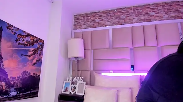 ShaniaBrownn online show from February 2026 08:14:02 PM