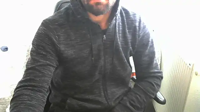 Snapshot of crazybaby5461 chatting on December 2025 08:43:01 AM crazybaby5461 online show from December 2025 08:43:01 AM