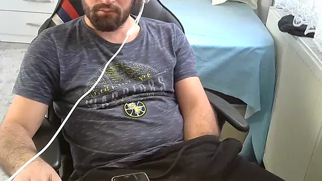 Snapshot of crazybaby5461 chatting on February 2026 01:09:01 PM crazybaby5461 online show from February 2026 01:09:01 PM