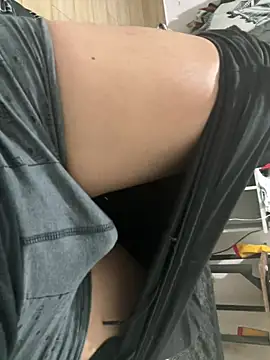 elvis0966 online show from December 2024 04:42:02 AM