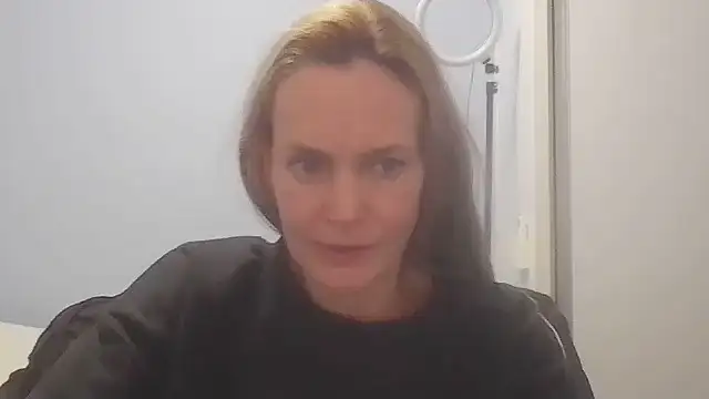 Snapshot of Annylove1 chatting on July 2026 12:35:02 AM Annylove1 online show from July 2026 12:35:02 AM