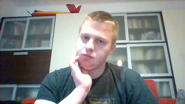 Matttthees online show from February 2025 07:59:02 PM