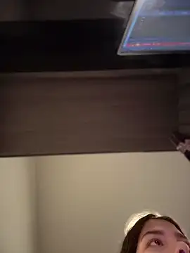 Snapshot of JanyLunaa chatting on February 2026 06:48:01 PM JanyLunaa online show from February 2026 06:48:01 PM