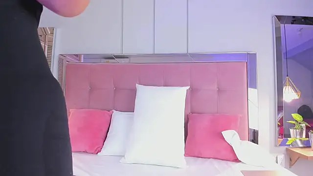 Ahincale online show from January 2026 07:50:01 PM