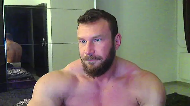 muscularkevin online show from April 2026 03:37:02 AM
