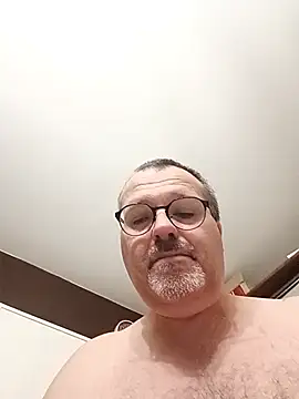 mike9473 online show from April 2026 04:51:01 AM