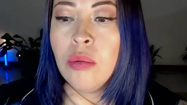 charlottezoe15 online show from July 2026 09:40:01 AM