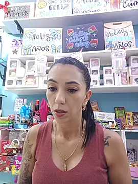 Snapshot of LunaZambrano chatting on June 2026 07:29:01 PM LunaZambrano online show from June 2026 07:29:01 PM